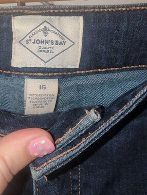 St. John's Bay Dark Blue Denim Capris